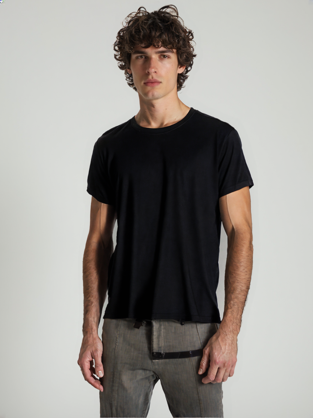 Midnight Black T-shirt – Augive